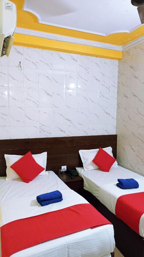 Hotel Om Palace - Couple Friendly & Local Id Accepted Jaipur Exteriör bild