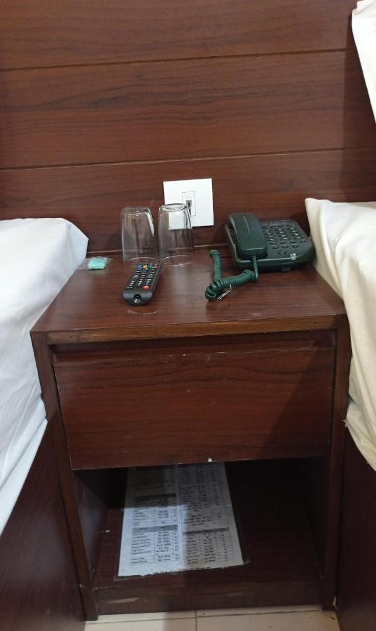 Hotel Om Palace - Couple Friendly & Local Id Accepted Jaipur Exteriör bild